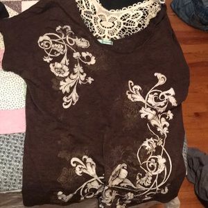 Maurices brown & cream blouse